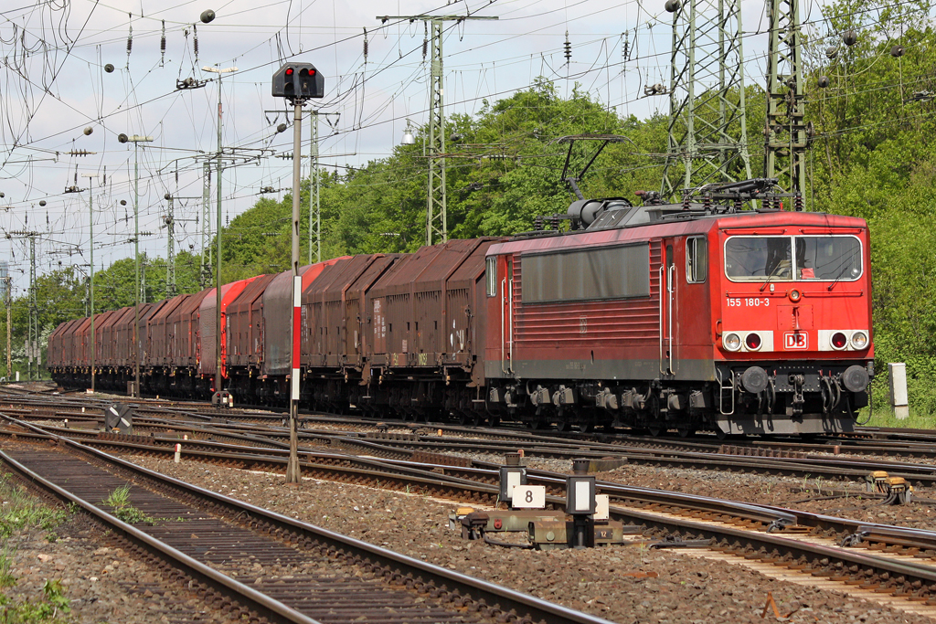 Die 155 180-3 in Gremberg am 05,05,10 