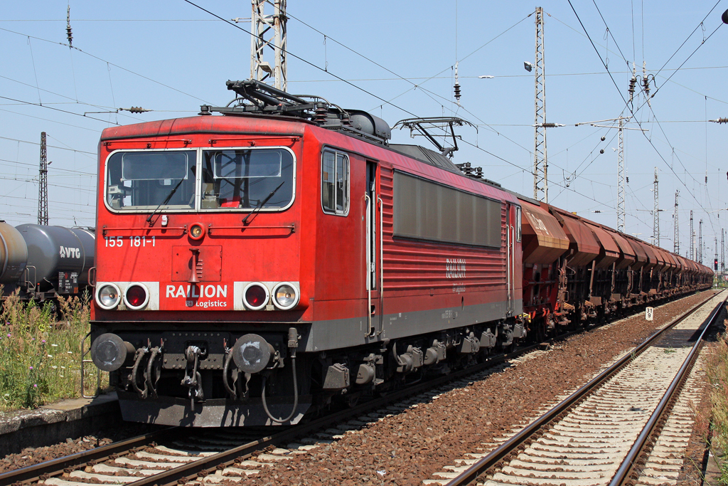 Die 155 181-1 in Gro�korbetha am 09,07,10