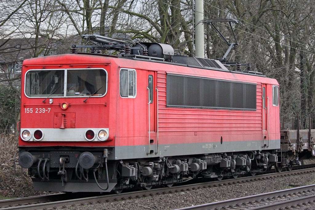 Die 155 239-7 in Ratingen Lintorf am 19,03,10