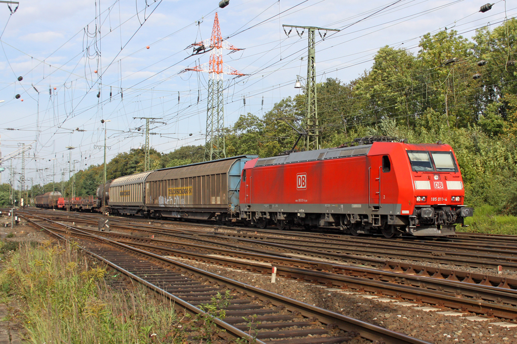 Die 185 011-4 in Gremberg am 04,10,10