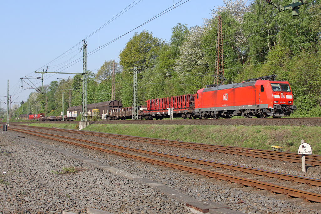 Die 185 024-7 in Wuppertal Vohwinkel am 20,04,11