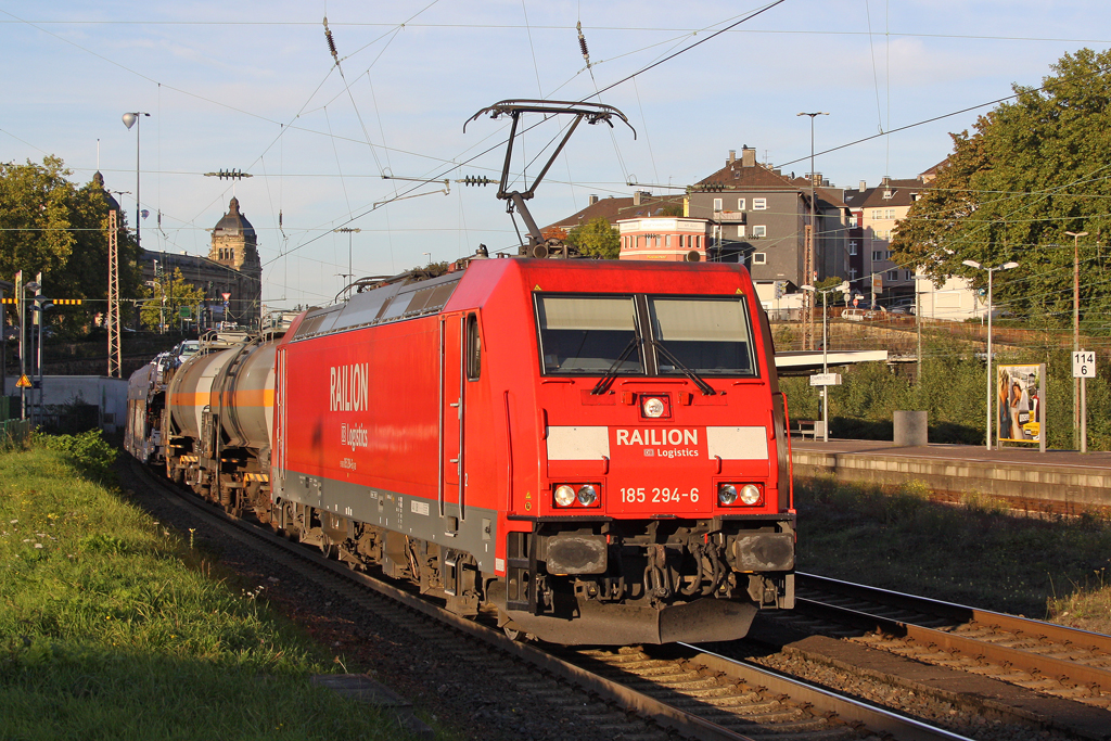 Die 185 294-6 in Wuppertal Steinbeck am 29,09,11