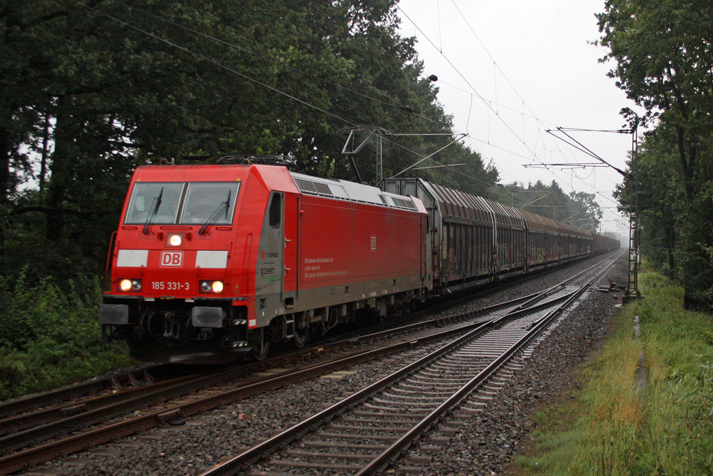 Die 185 331-3 in Brokstedt am 11,08,11 