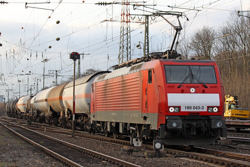 Die 189 043-3 in Gremberg am 20,03,10