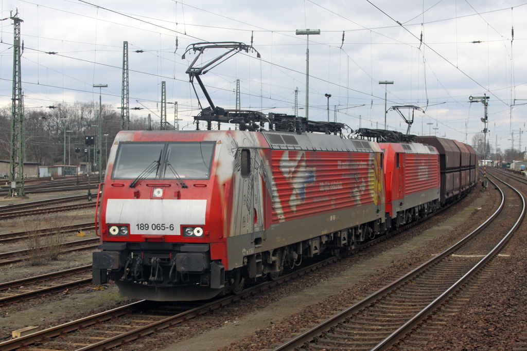 Die 189 065-6 und 189 xxx-x in K�ln Kalk am 13,03,11