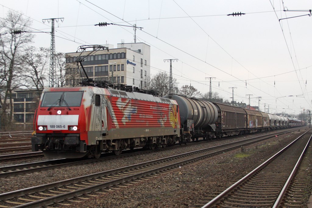 Die 189 065-6 in K�ln West am 05,03,11