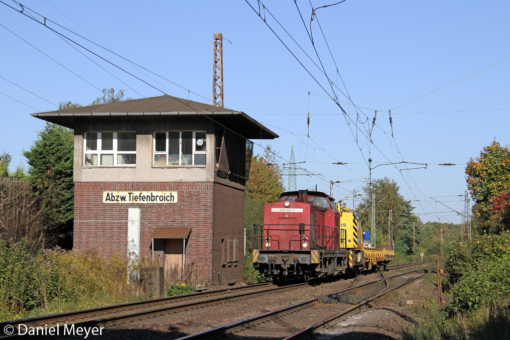 Die 203 007-0 in Ratingen Tiefenbroich am 11,10,12