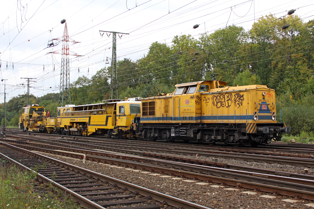 Die 203 315-2 in Gremberg am 05,10,10