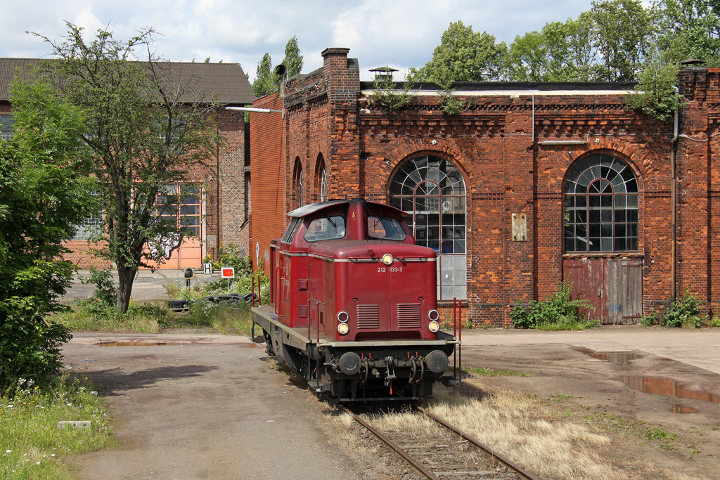 Die 212 133-3 Minden(Westf) am 17,07,12