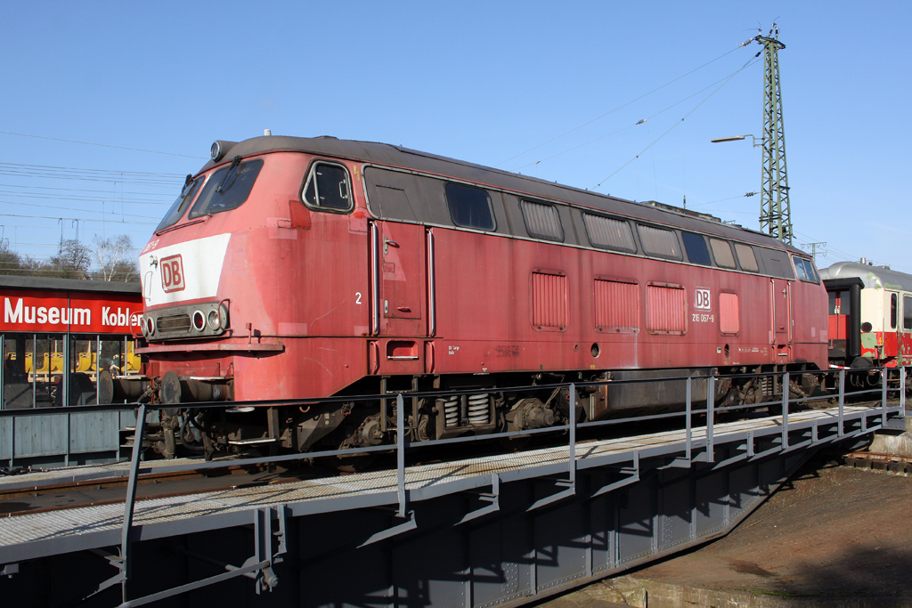 Die 216 067-9 im DB Museum Koblenz-L�tzel am 05,04,10
