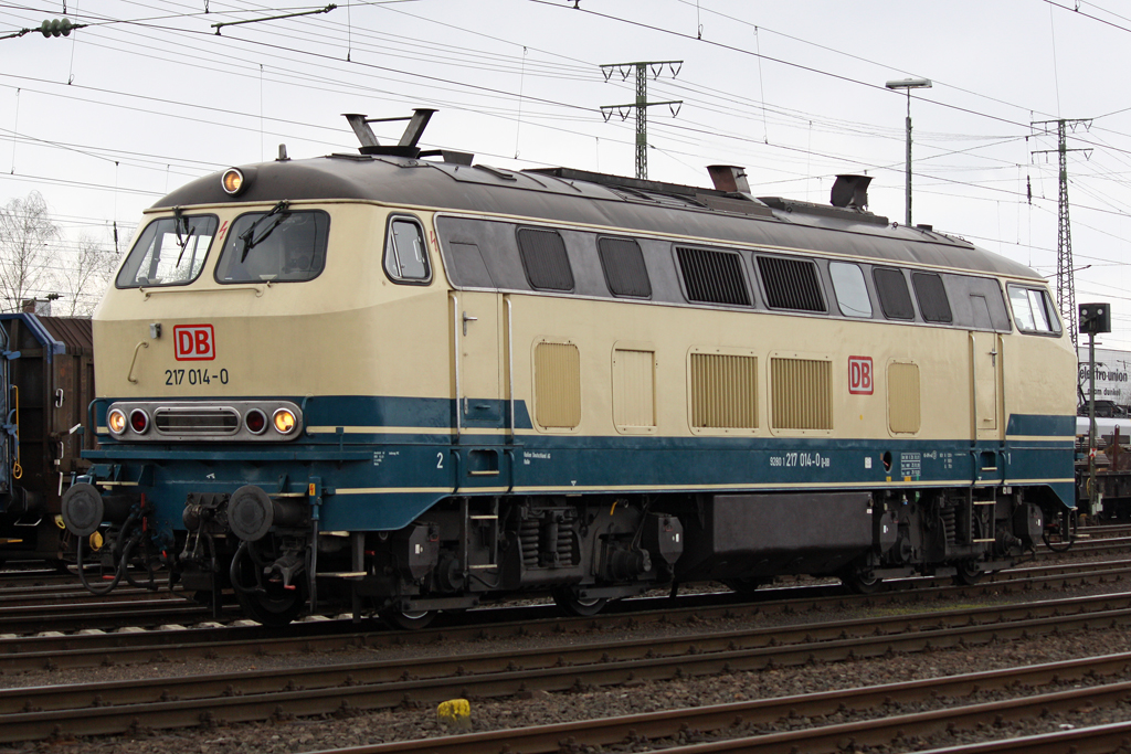 Die 217 014-0 bei der Lokparade in Koblenz-L�tzel am 03,04,10