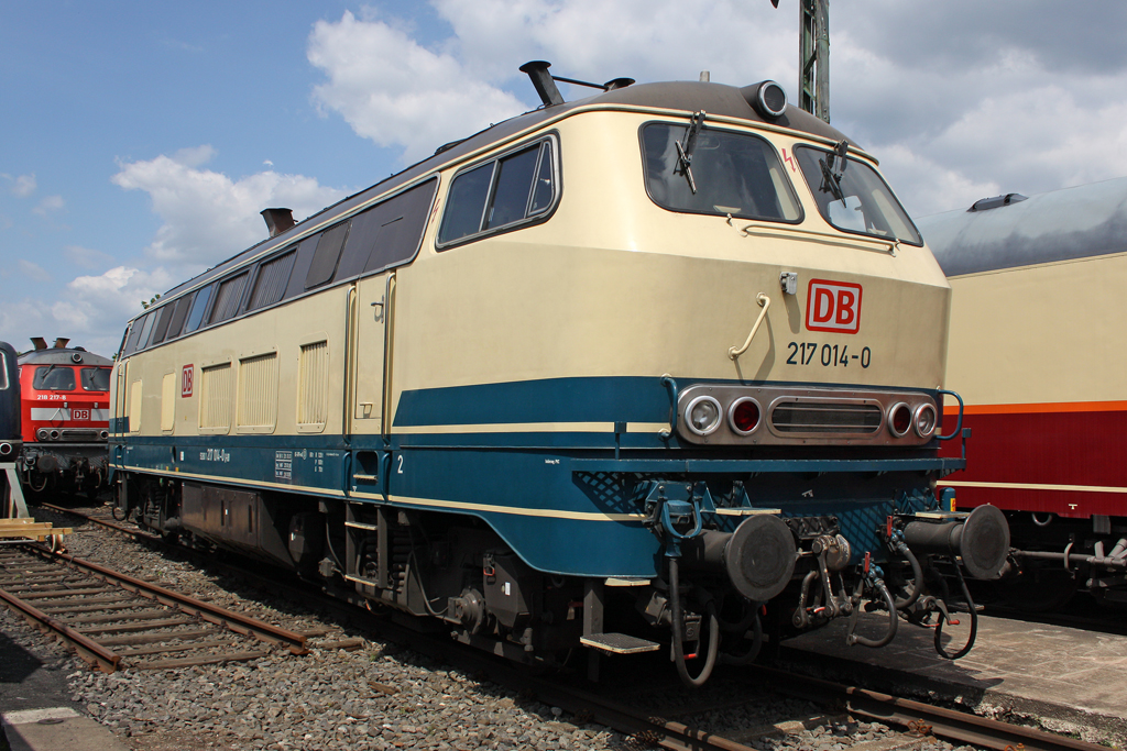 Die 217 014-0 im DB Museum Koblenz-L�tzel am 16,05,10  *