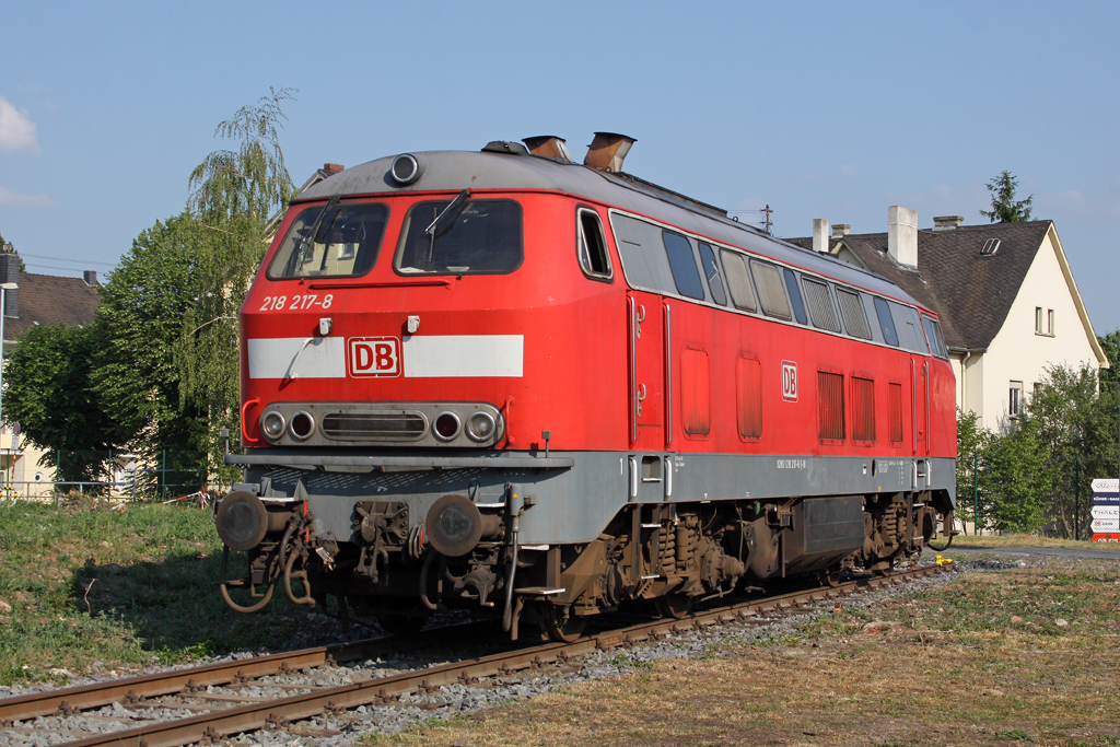 Die 218 217-8 an der Drehscheibe im DB Museum Koblenz L�tzel am 21,05,11