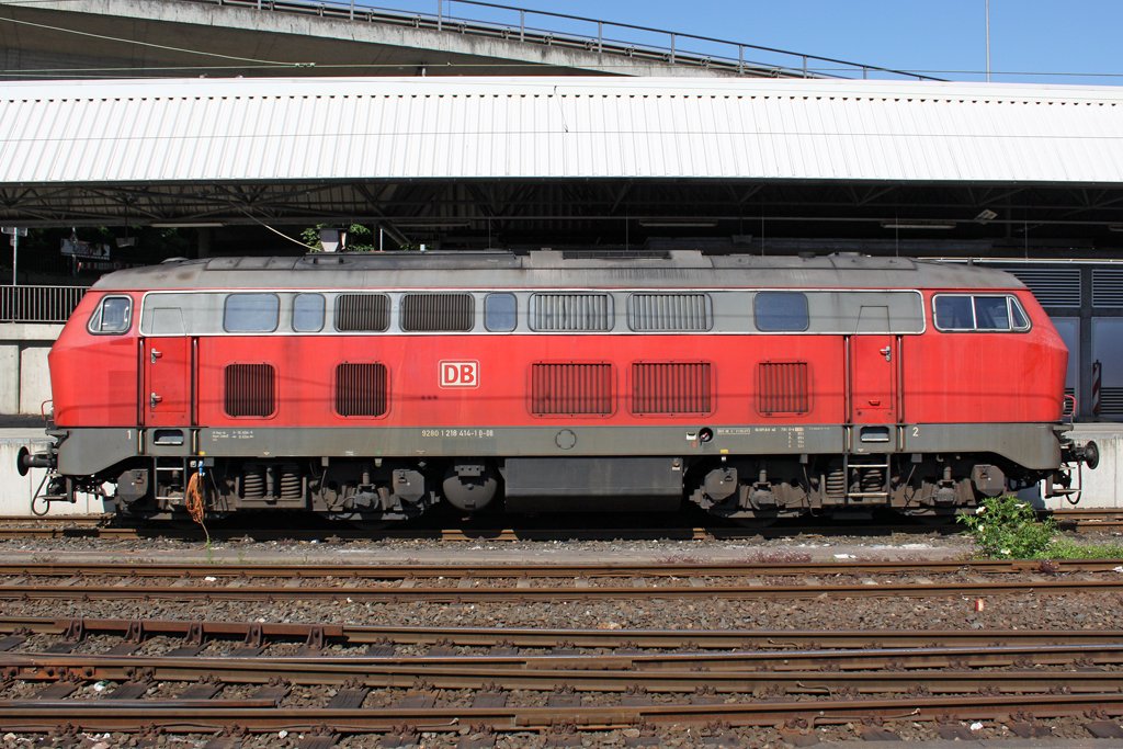 Die 218 414-1 in Koblenz Hbf am 05,06,10