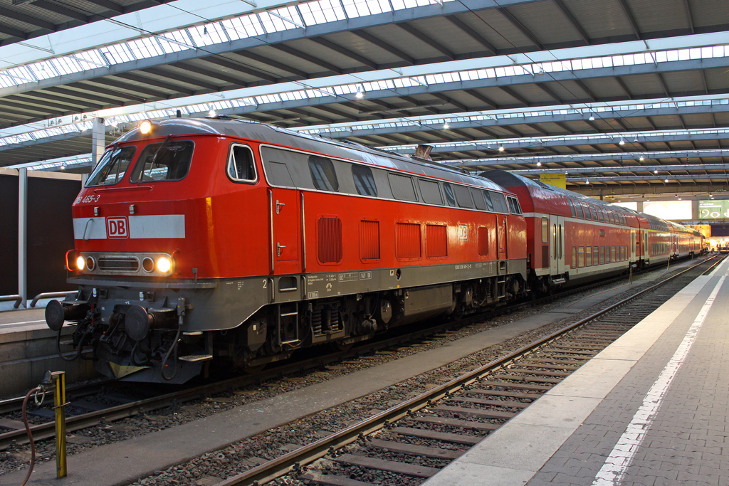Die 218 465-3 in M�nchen Hbf am 02,08,10