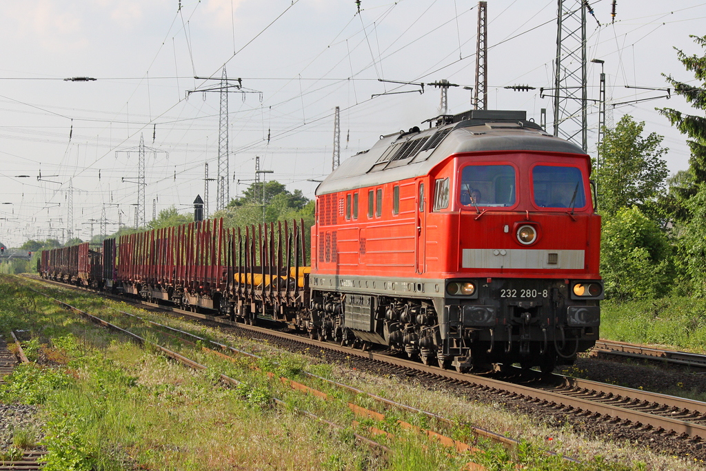 Die 232 280-8 in Ratingen Lintorf am 21,05,10