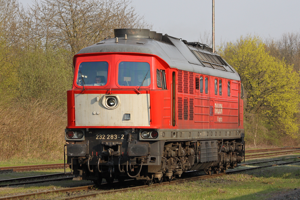 Die 232 283-2 in Dornap-Hahnenfurth am 14,04,10