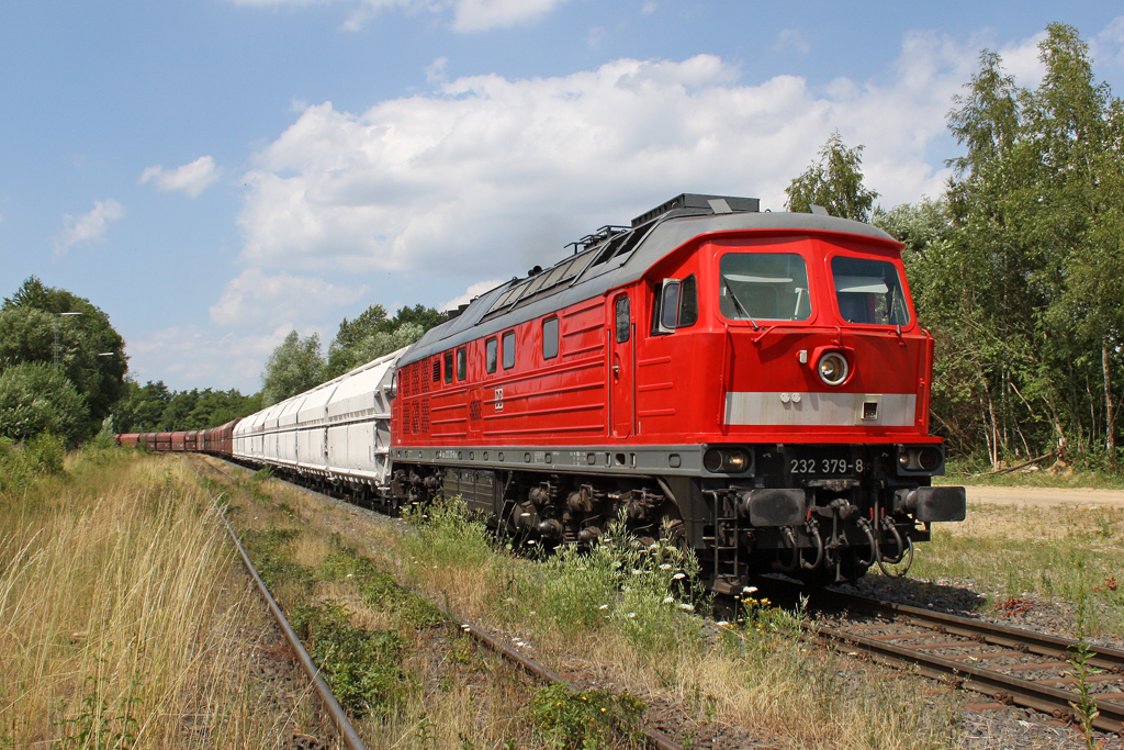 Die 232 379-8 in W�lfrath Flandersbach am 14,07,10