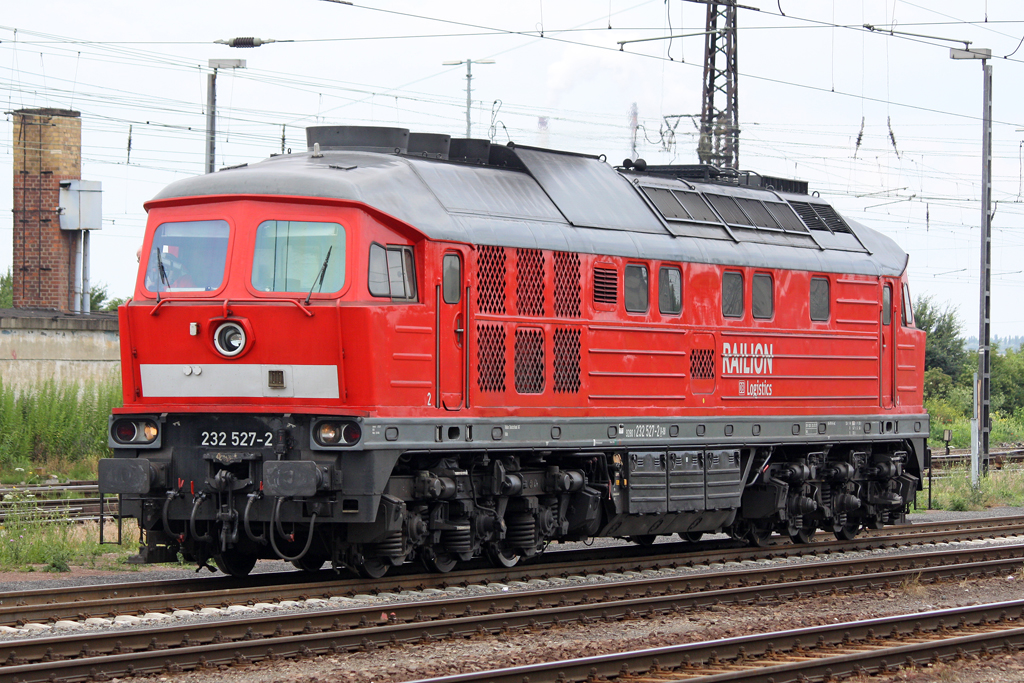 Die 232 527-2 in Gro�korbetha am 06,07,10