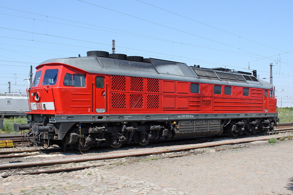 Die 233 232-8 in Gro�korbetha am 09,07,10