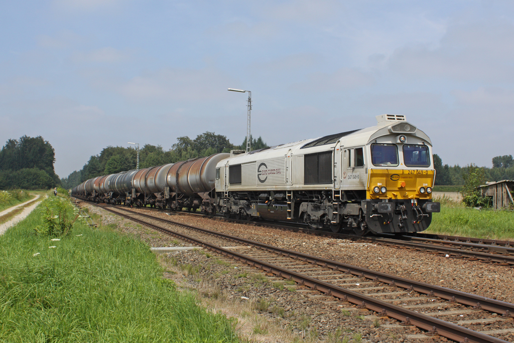 Die 247 049-6 in T�ssling am 01,08,11