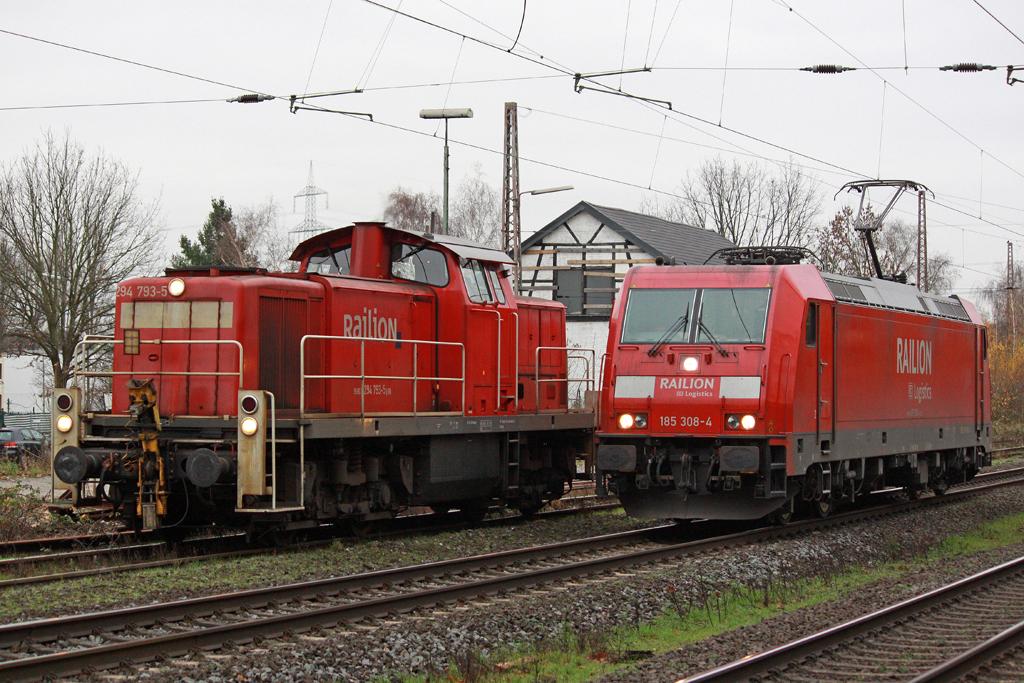 Die 294 793-5 und 185 308-4 in Ratingen Lintorf am 17,11,10