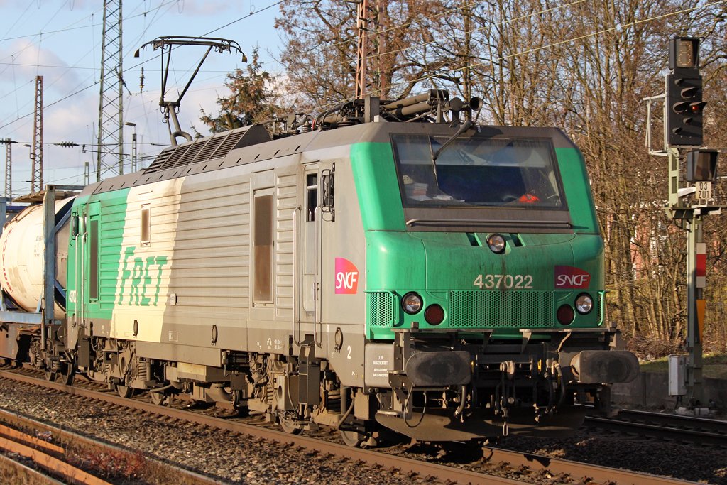Die 437022 der SNCF/FRET in Ratingen Lintorf am 04,03,10