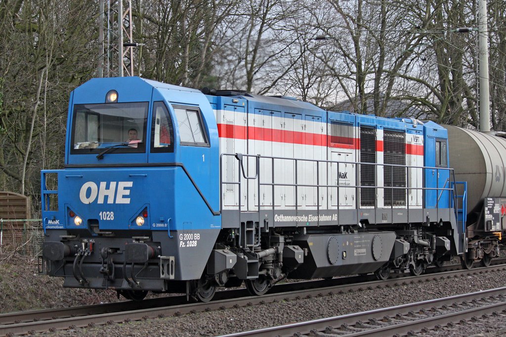 Die OHE G2000 (1028) in Ratingen Lintorf am 19,03,10