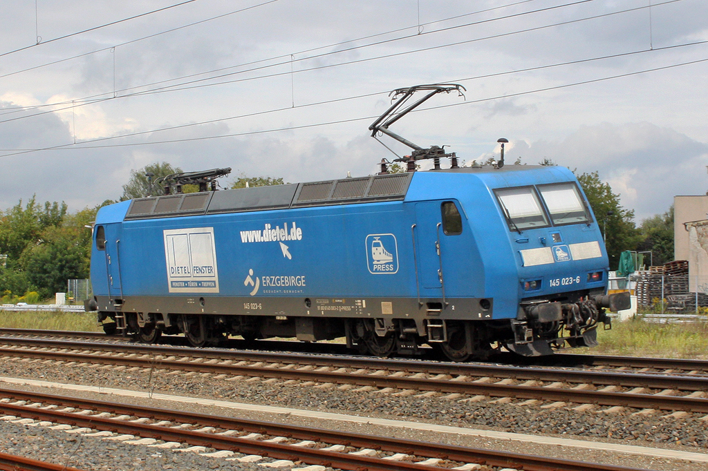 Die Press 145 023-6 ( 145 083-2 ) in Erkner am 19,08,11