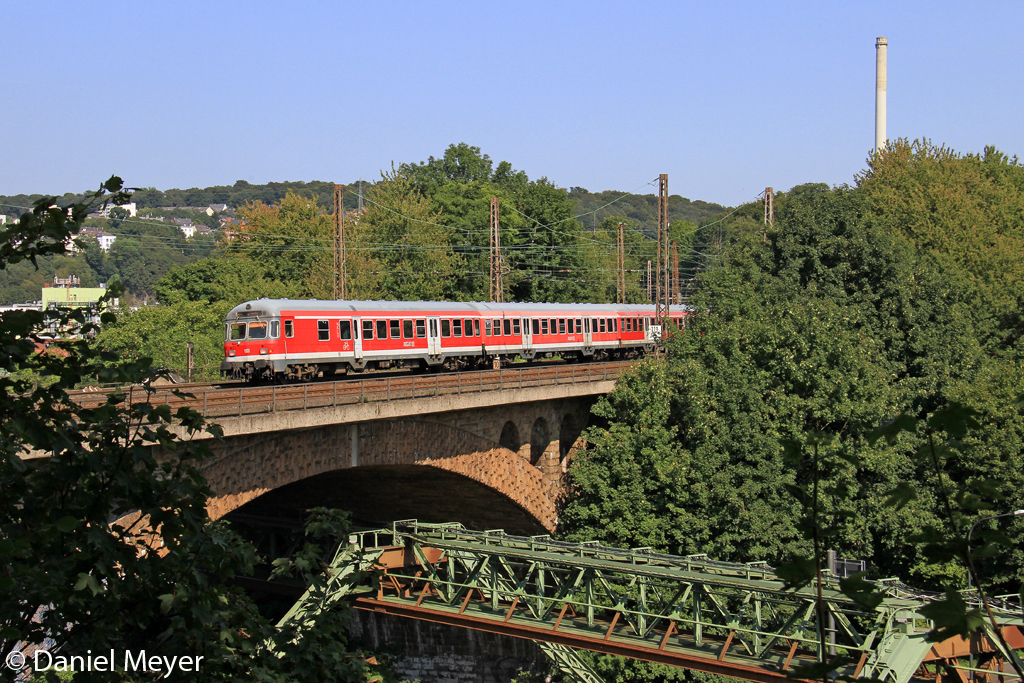 Die RB 48 in Wuppertal Sonnborn am 04,09,12