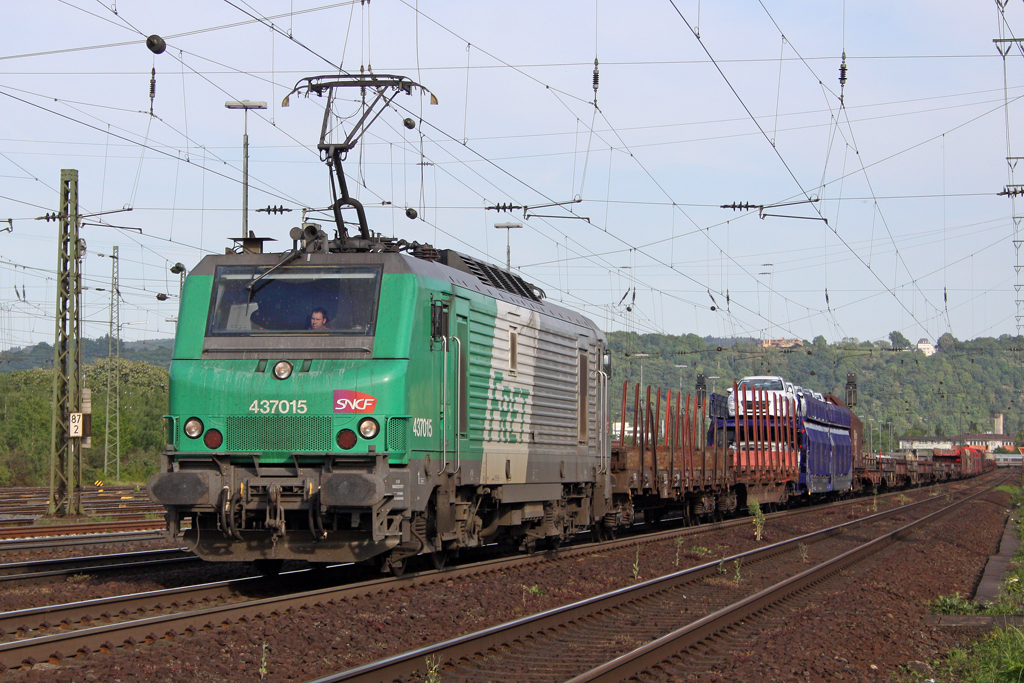 Die SNCF/FRET 437015 in Koblenz L�tzel am 08,05,11