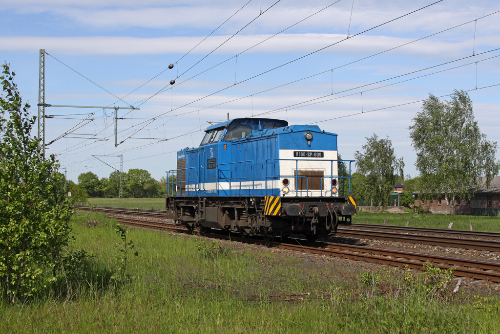 Die V100-SP-009 (203 129-2 ex DR 202 528) in Wrist am 18,05,12