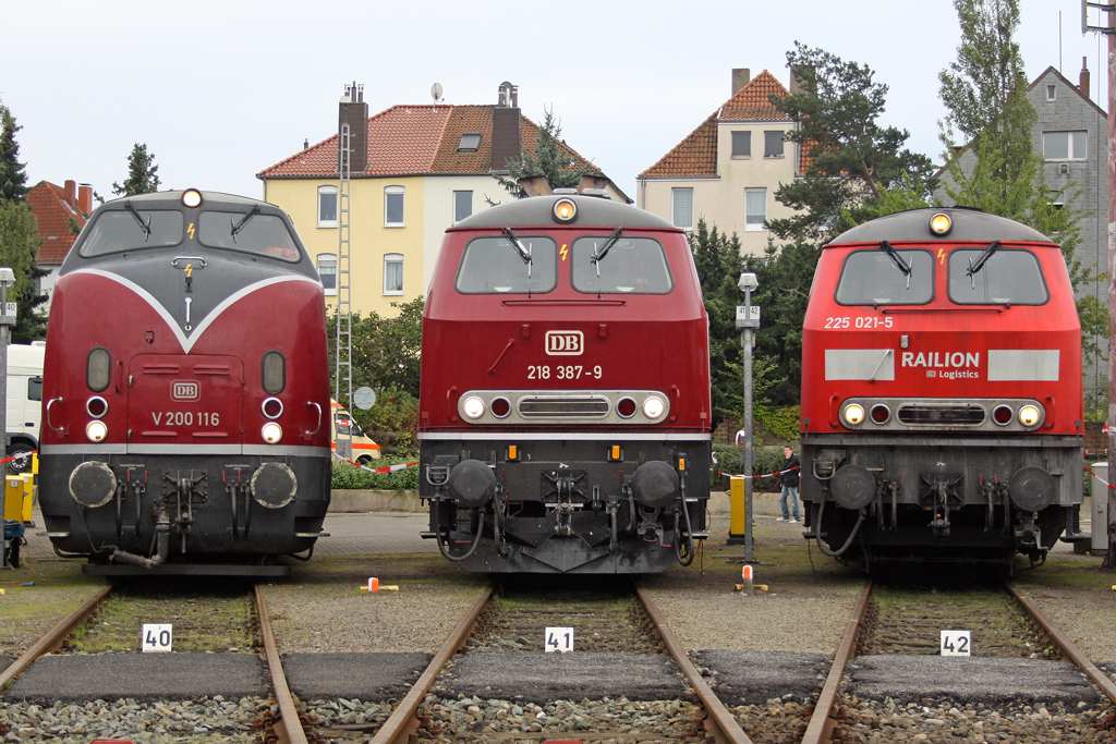 Die V200 116 , 218 387-9 , 225 021-5 beim BW Fest Osnabr�ck am 19,09,10