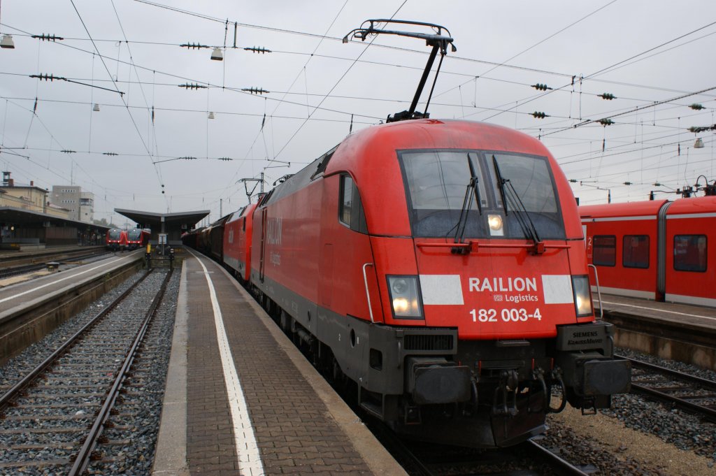 Doppelte Siemens Power im Augsburger Hbf: 182 003 mit einer 152  