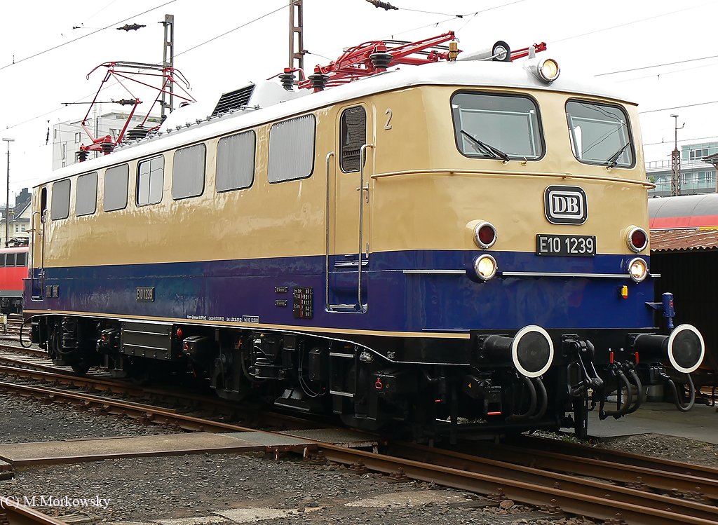 E10 1239 beim Lokschuppenfest im SEM in Siegen im Aug 09