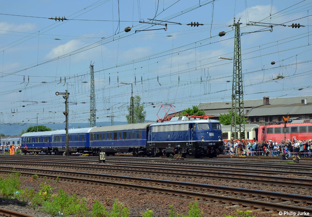 E10 348 am 02.06.2012 in Koblenz-L�tzel.