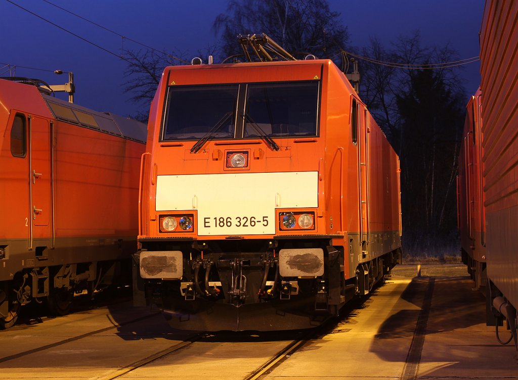 E186 326-5 in Gremberg am 12.02.2011