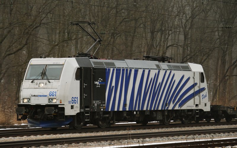 Ein alter Bekannter kam am 22.01.10 wieder mal die KBS 980 runter,  Paul , von Lokomotion. 185 661-6, aufgenommen bei der Durchfahrt durch Neuoffingen, Strecke Ulm-Augsburg.