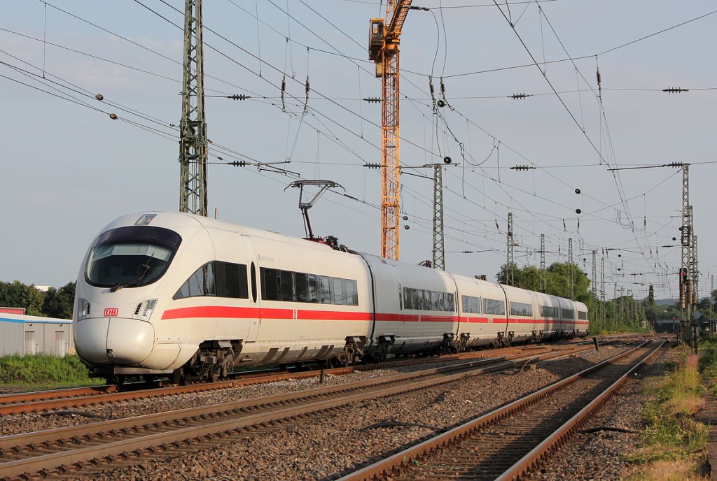 Ein ICE-T in Br�hl am 30.06.2012