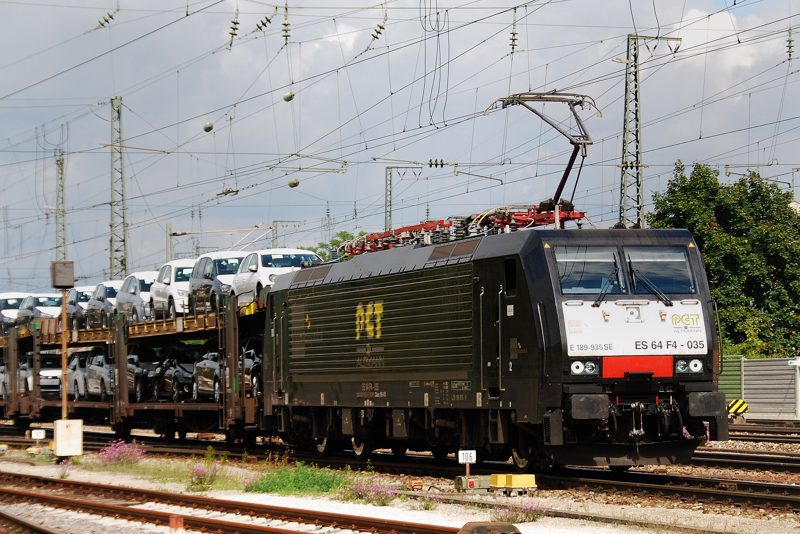 ES 64 F4-035, PCT, aufgenommen am 04.09.10, bei der Durchfahrt durch Treuchtlingen.