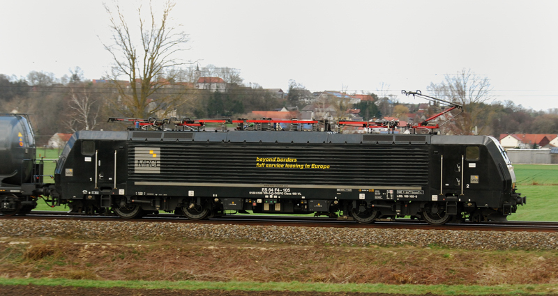 ES 64 F4-105, aufgenommen am 13.04.13, kurz vor Burgau.