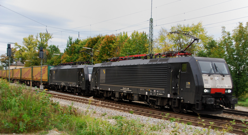 ES 64 F4-806 + ES 64 F4-023, aufgenommen am 29.09.12, in A�ling.