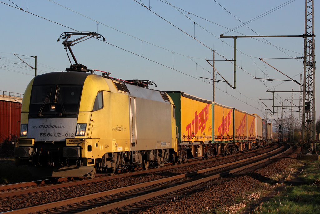 ES 64 U2-012 / 182 512 (TXL) mit FERCAM KLV in Porz Wahn am 26.03.2012