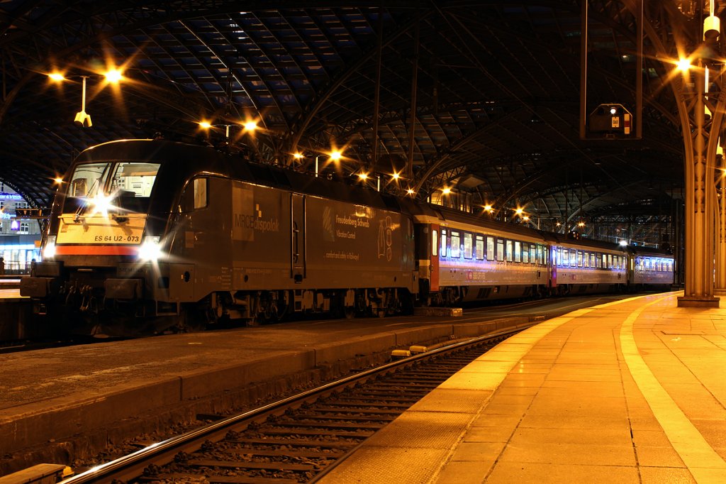 ES 64 U2-073 / 182 573 am EC6 in K�ln Hbf am 11.03.2012