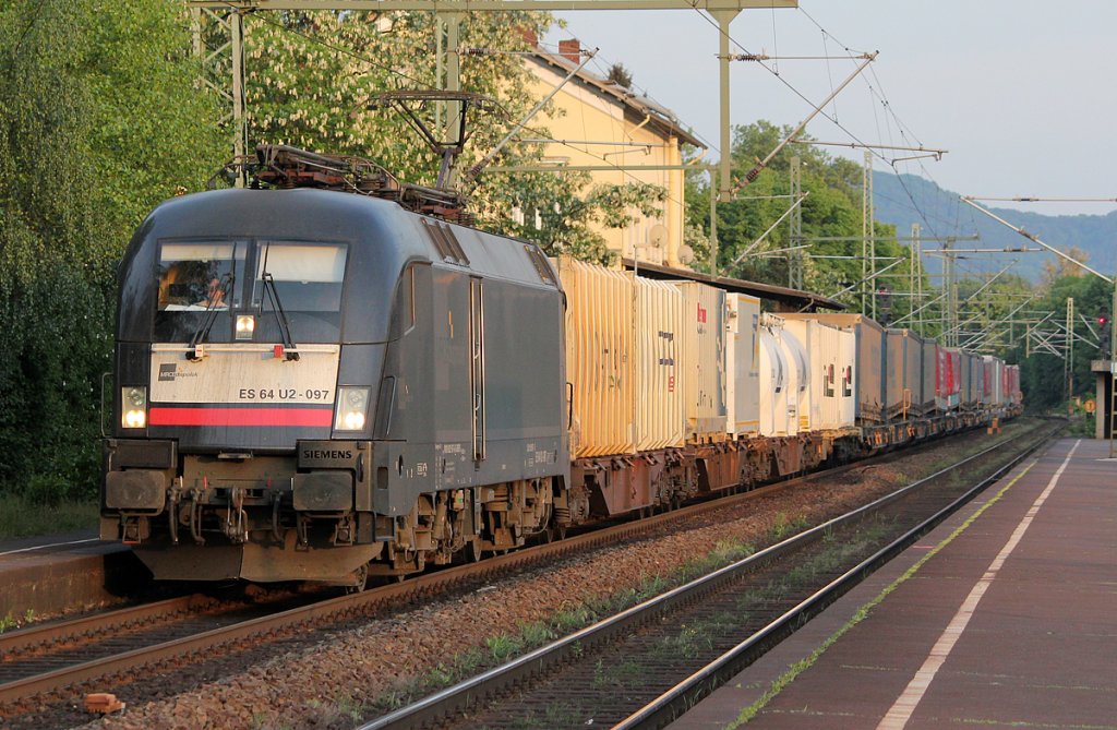 ES 64 U2-097 in Bonn Oberkassel am 07.05.2011