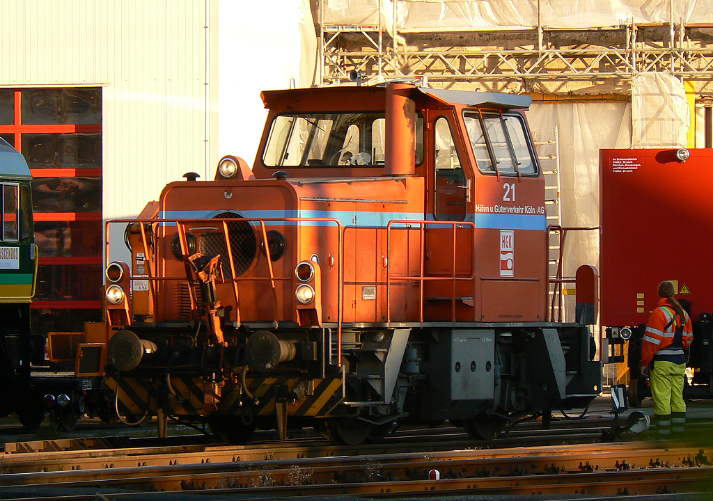 Lok 21 der HGK in Br�hl-Vochem am 08.11.2010