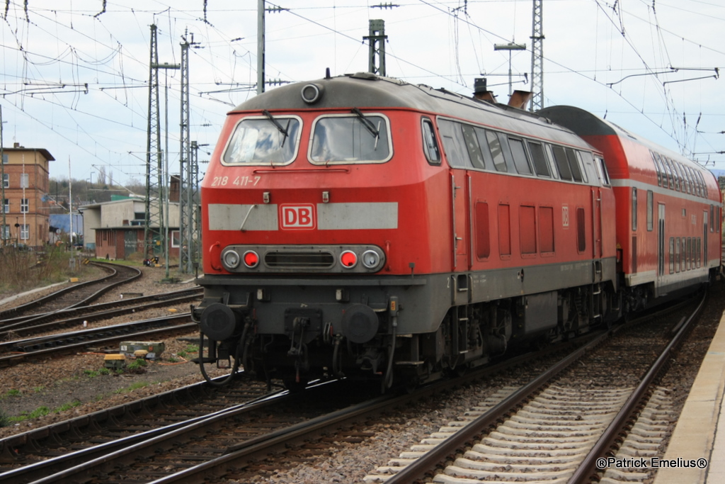 Mit einem satten Dr�hnen verlie� die 218er Mainz Hbf auf dem Weg nach Alzey. 
