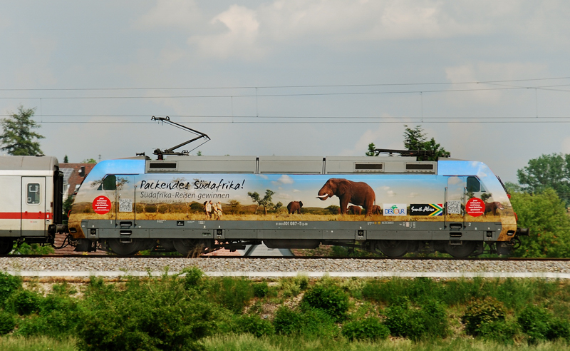 Portrait der 101 087-5, Packendes S�dafrika, aufgenommen am 28.05.12, kurz vor Jettingen.