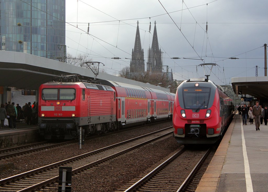 RE7 trifft RE9 in K�ln Messe/Deutz am 12.04.2013