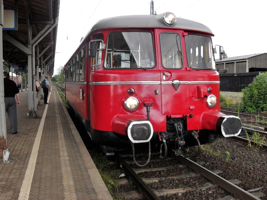 RSE MAN VT 25 mit einem Sonderzug nach K�nigswinter in Beuel
